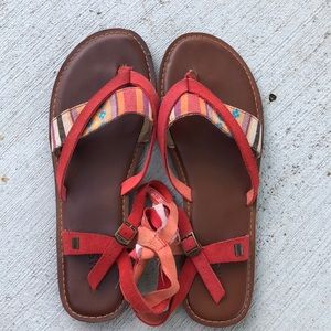 Tom’s coral sandals size 10